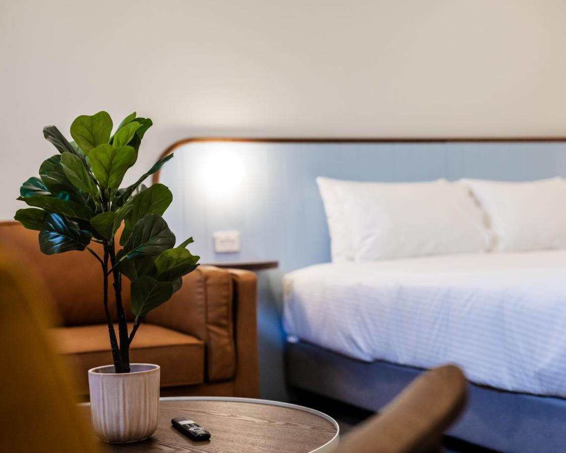 Peninsula Hotel Motel Аделаида Экстерьер фото